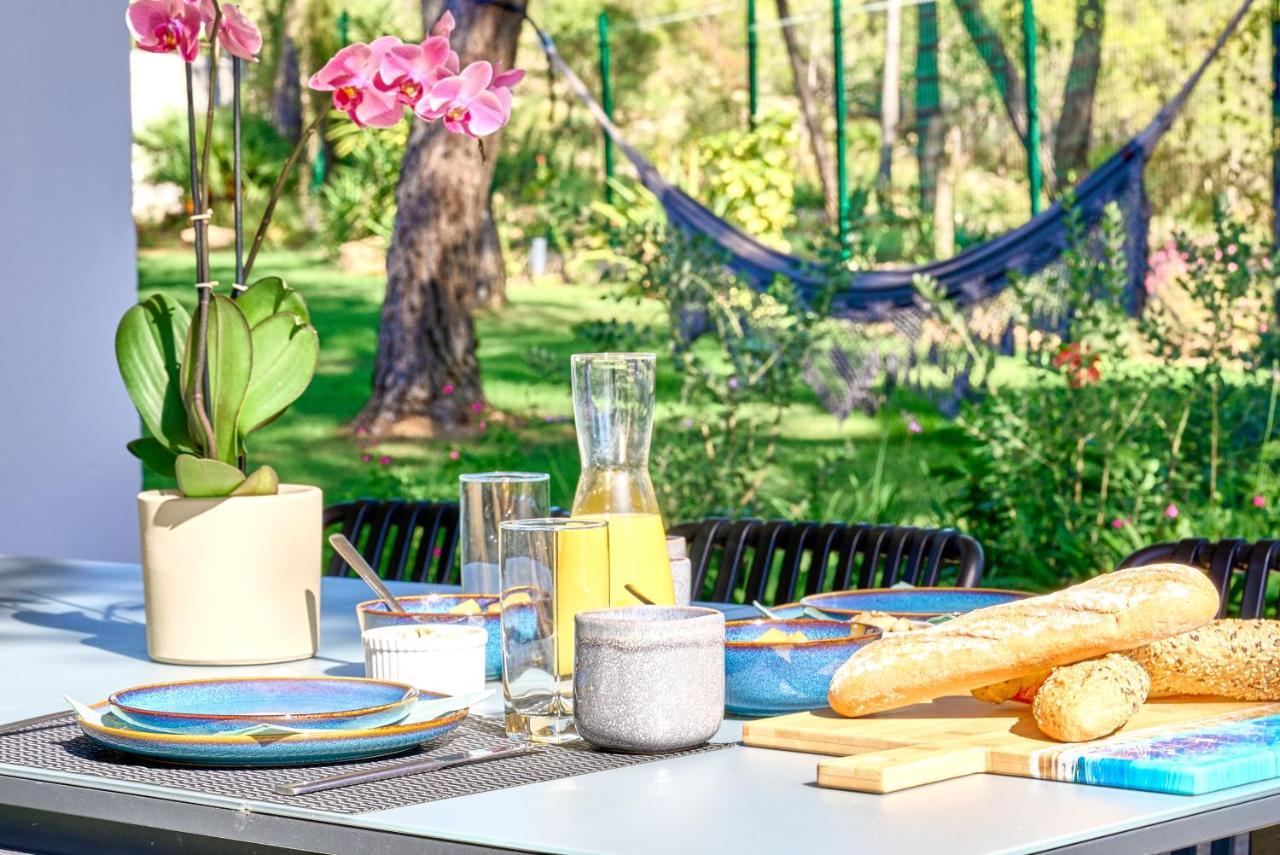 Casa Brisa Boutique Guest House - Gay Men Only Sant Pere De Ribes Bagian luar foto